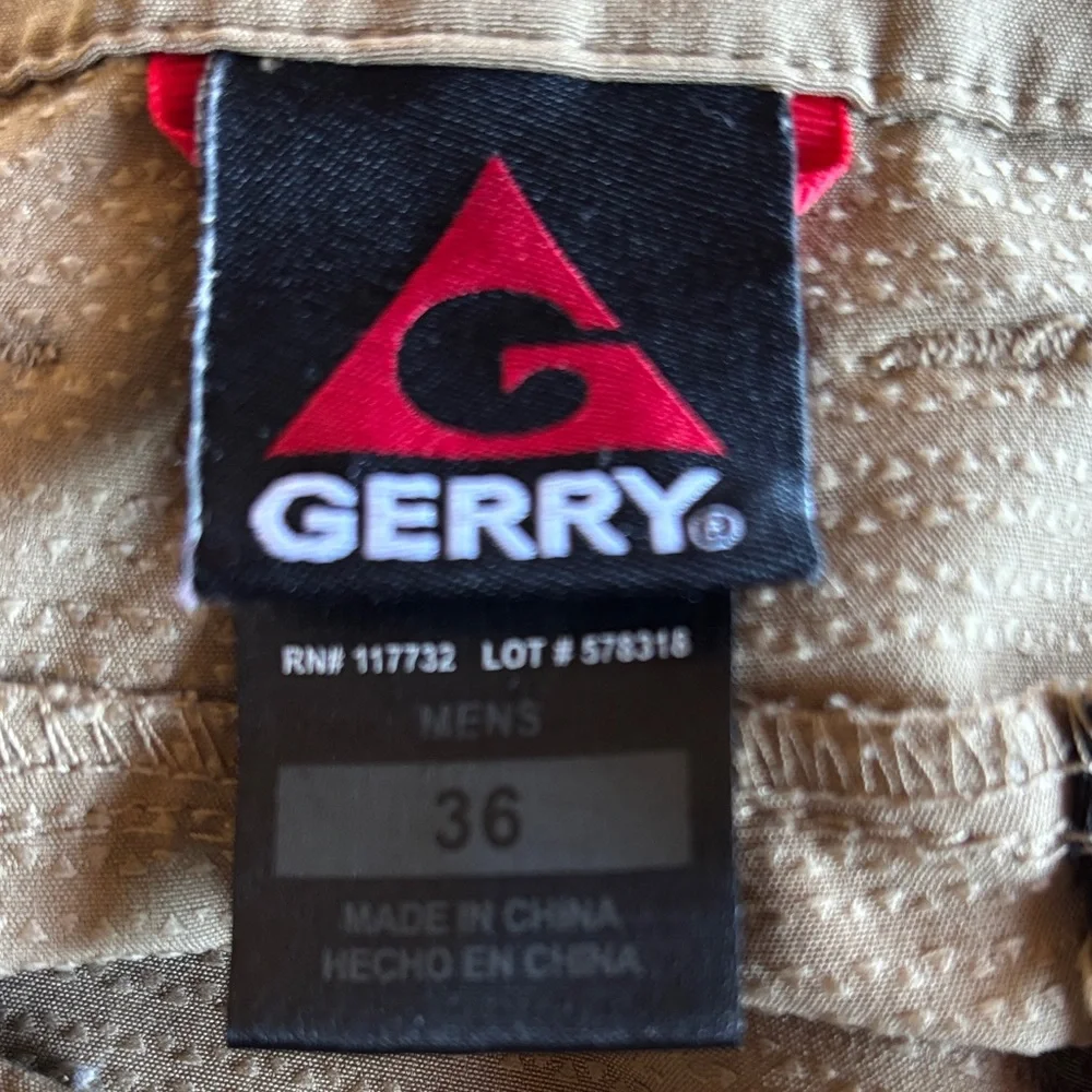 Gerry Tan Cargo Short Size 36‎